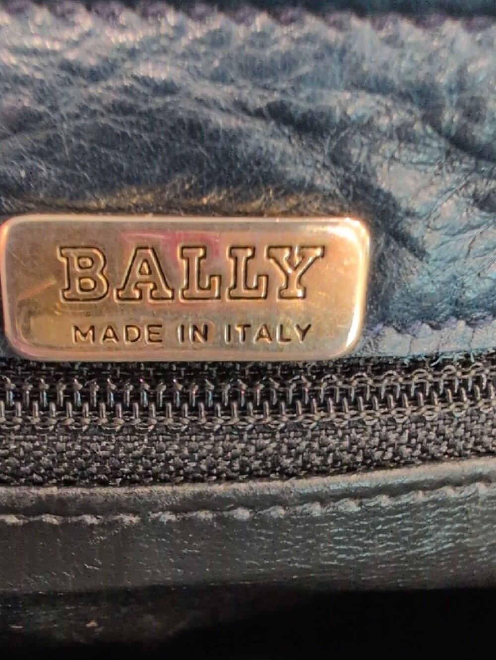 Bally All Leather Navy Crossbody Bag With Brown Trim & Strap - VINTAGE - Picture 4 of 9